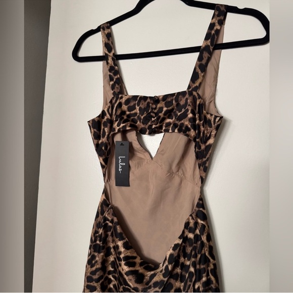 Leopard print v neck midi dress XS - Picture 7 of 7